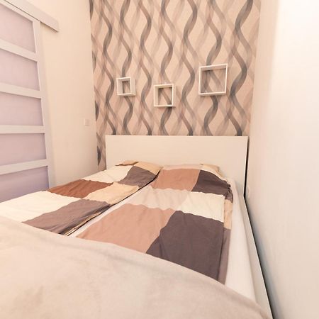 شقة Danube Dwelling Rozsa 99 بودابست المظهر الخارجي الصورة